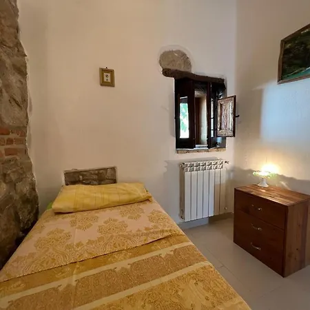 Abruzzo Borgo * Alanno