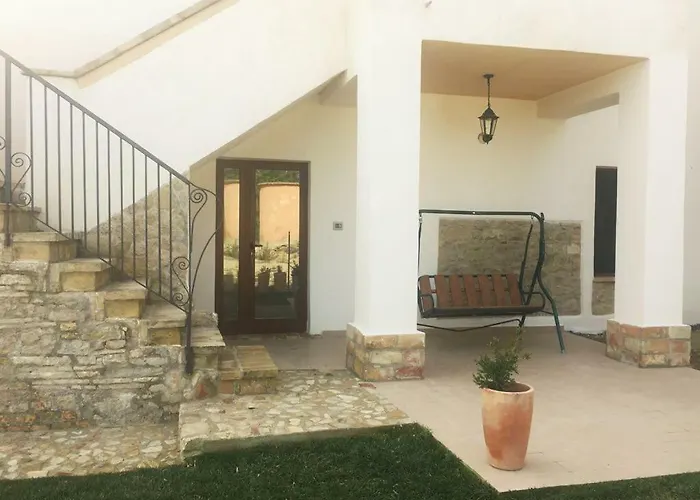 Abruzzo Borgo Alanno