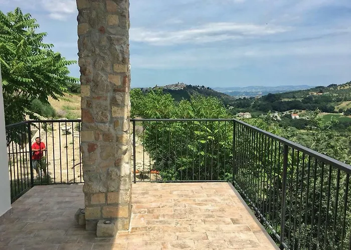 Апартаменты Abruzzo Borgo Alanno